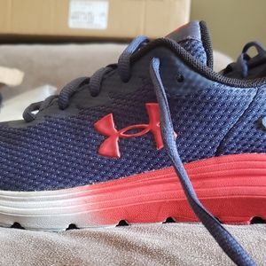 Under Armour Sneakers